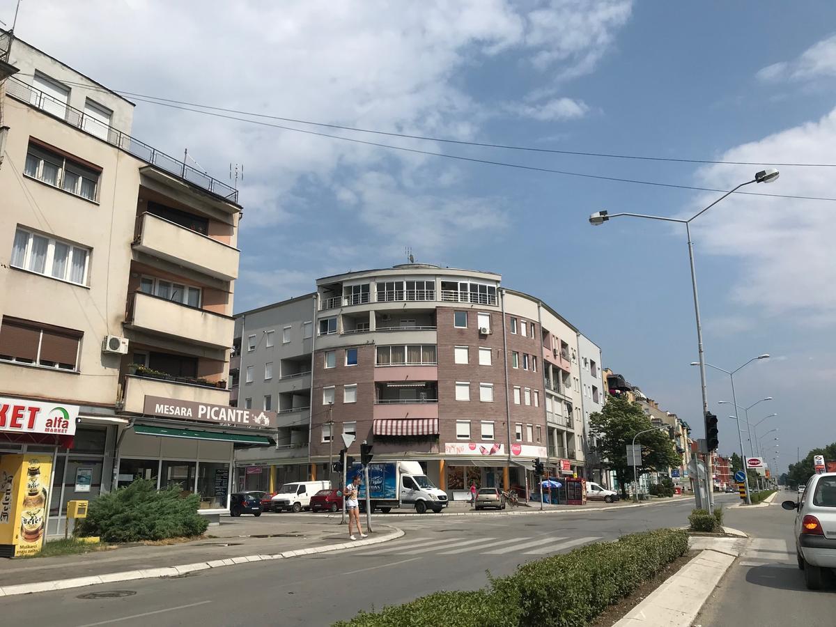 La Apartamento Jagodina Εξωτερικό φωτογραφία